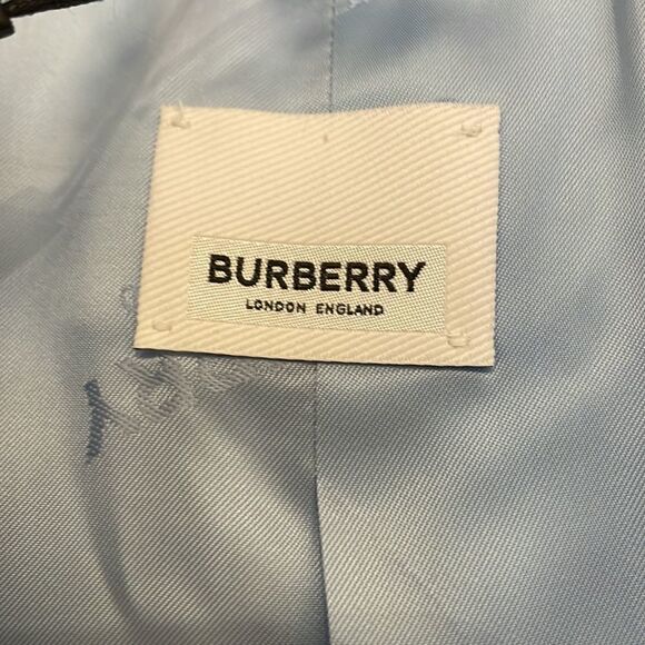 Burberry Women’s Pale Blue Virgin Wool Cut Out Blazer, NWT - Picture 6 of 16